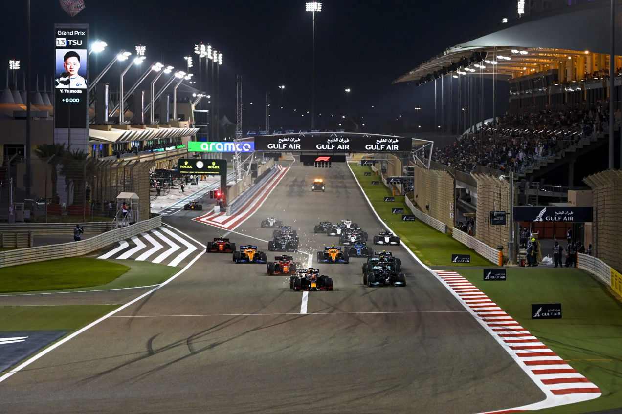 F1 cars coming down the main straight during the Bahrain GP