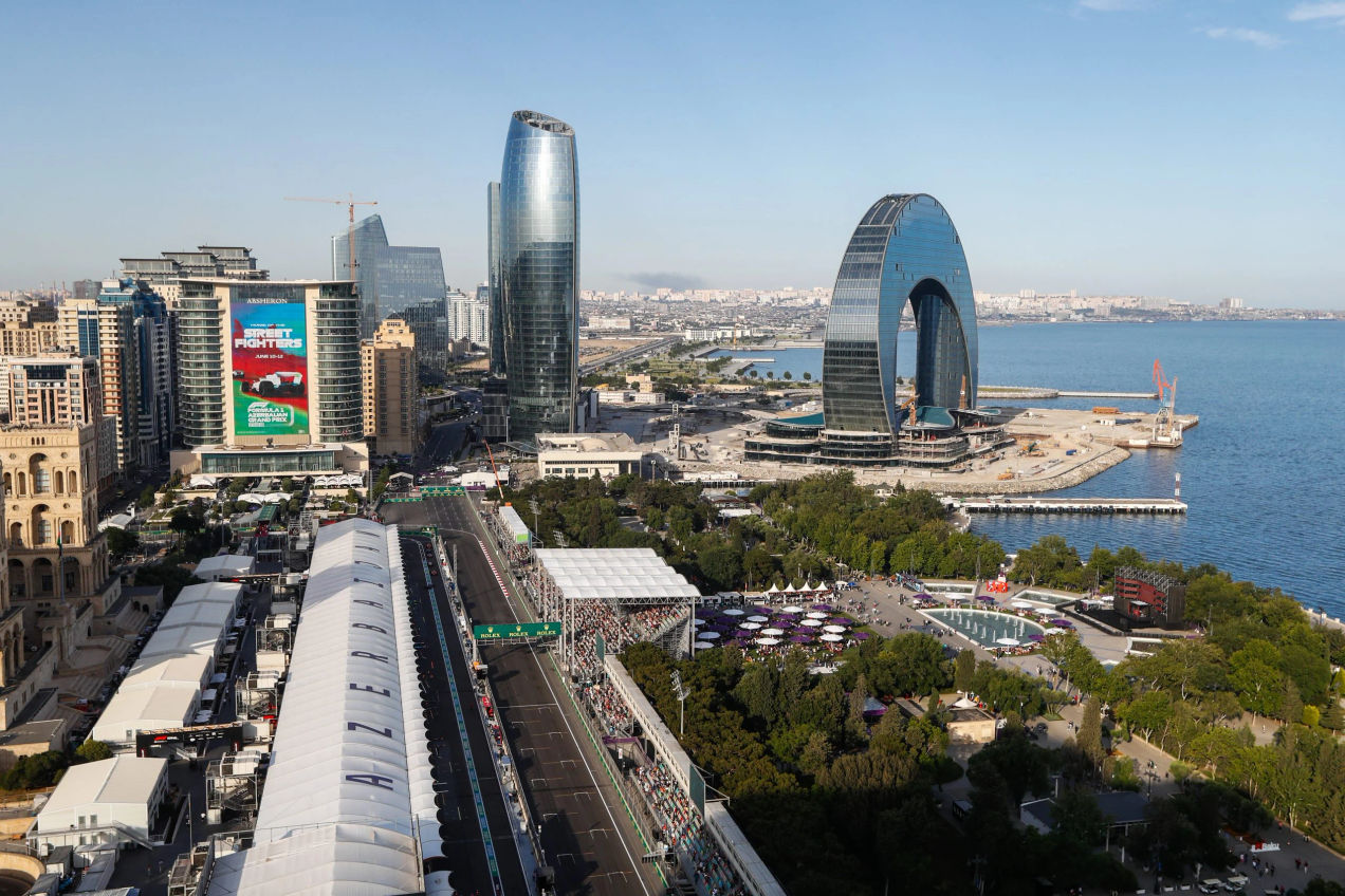 Vue d'ensemble du GP d'Azerbaïdjan et de Bakou vue d'en haut