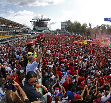 Ferrari Fans in Monza