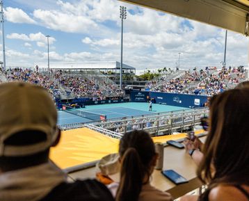 Miami Open 2023 - Fans watching Butch Buchholz - Miami Gardens, Fla. (AJ Shorter/South Florida Stadium)