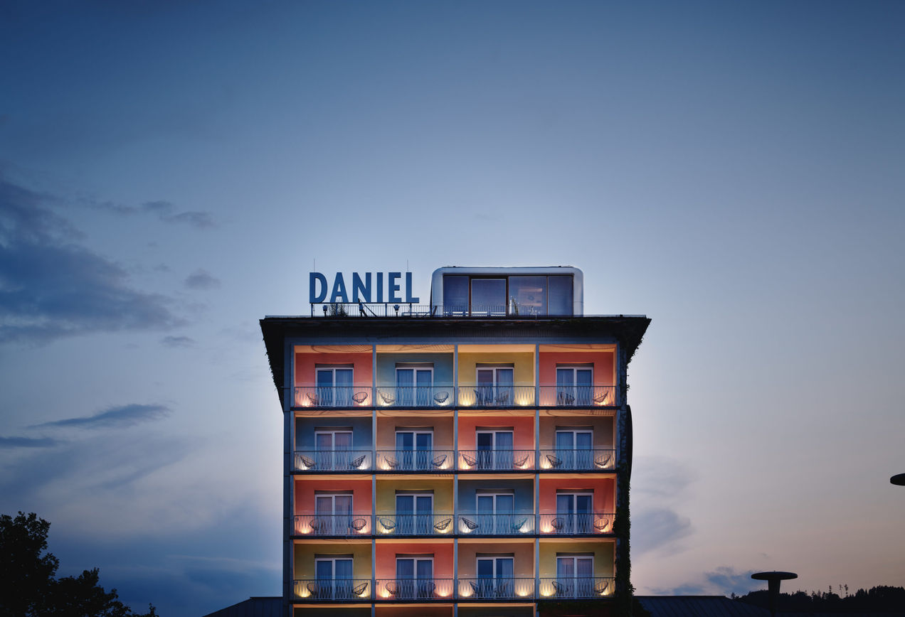 Front view of Hotel Daniel in Graz