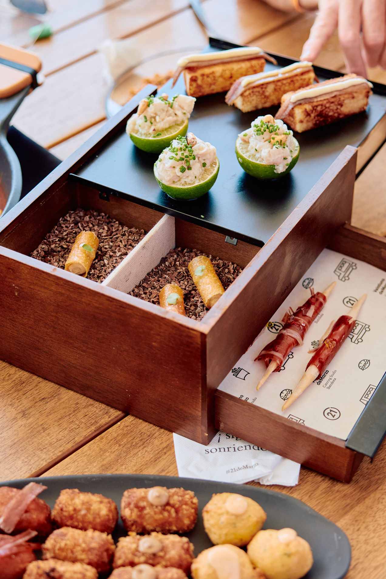 Delicias culinarias en el salón Panorama Village del GP de Barcelona