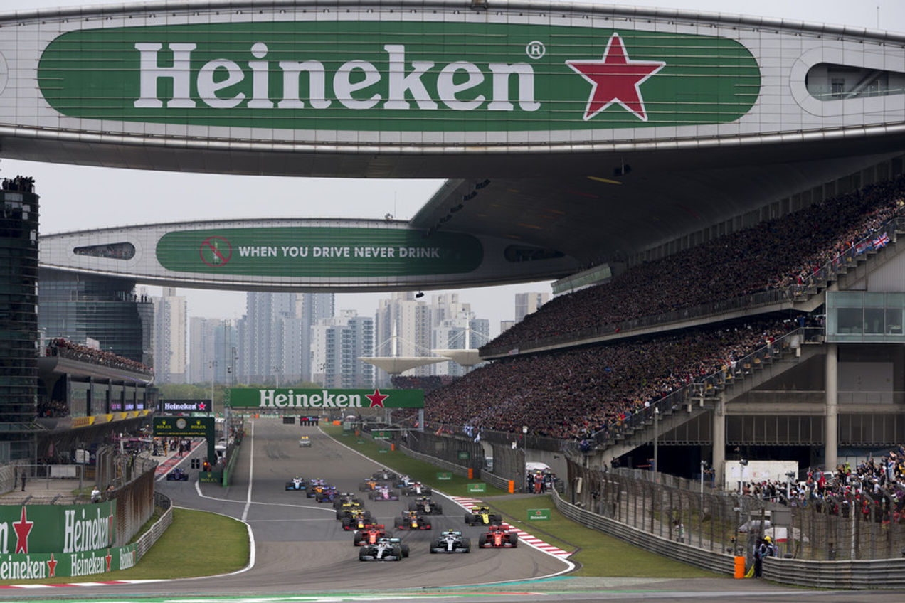 Track overview - Main Straight of the Shanghai International Circuit - Chinese GP