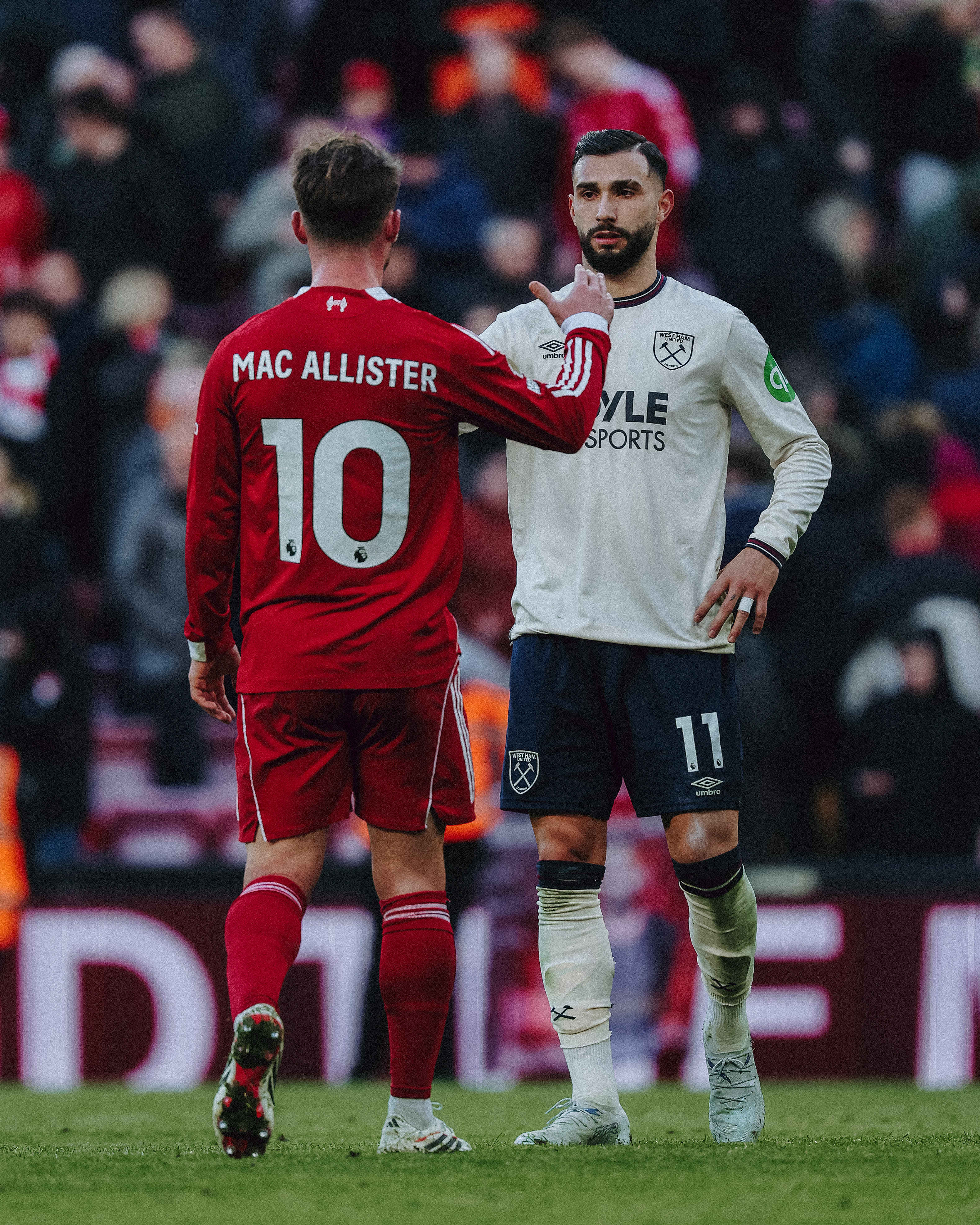 Liverpool vs Manchester United Tickets & Hospitality | P1 Travel