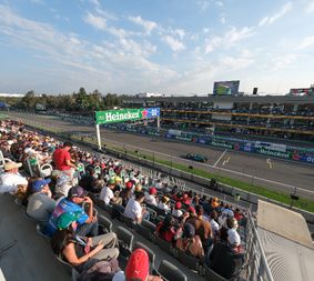 Blick von der Haupttribüne des GP von Mexiko