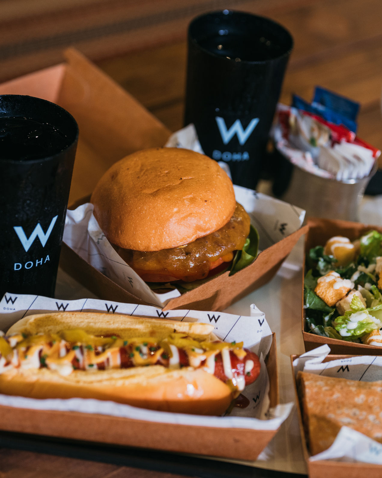 En el Lusail Hill Lounge del GP de Qatar se sirve deliciosa comida