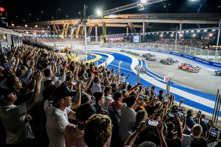 Die Gäste von The Green Room genießen das Rennen von der eigenen Tribüne aus