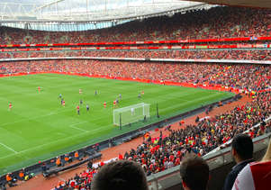 Uitzicht op het veld in het Emirates Stadium tijdens een Arsenal-wedstrijd