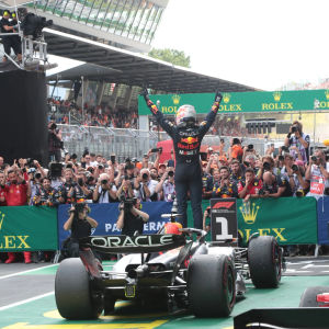 Max Verstappen feiert 2023 den Sieg beim Österreich GP