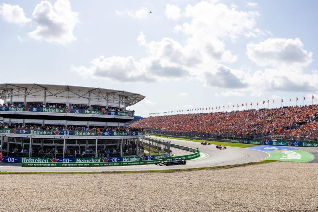F1 cars in the famous Tarzan corner of Circuit Zandvoort