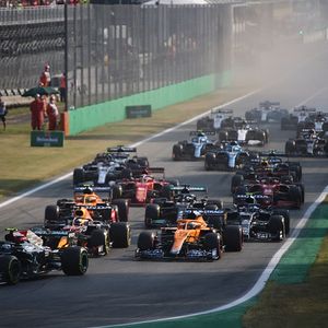 Voitures de F1 sur l'Autodromo Nazionale Monza