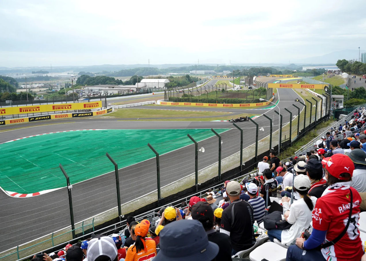 Fans on Grandstand Q2 during the Japanese GP
