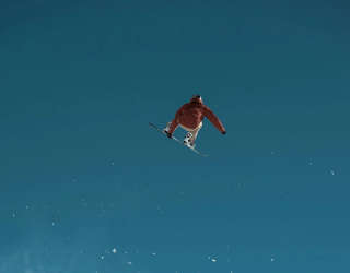 Freestyle Snowboard - Unsplash image