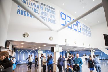 93:20 lounge manchester city