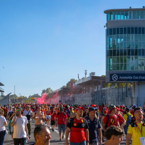 F1-fans op het circuit tijdens de GP van Italië op Monza
