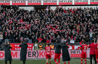 Royal Antwerp fans