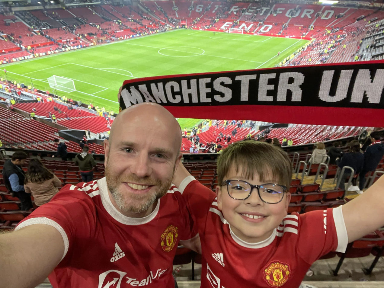 Sports bar manchester united