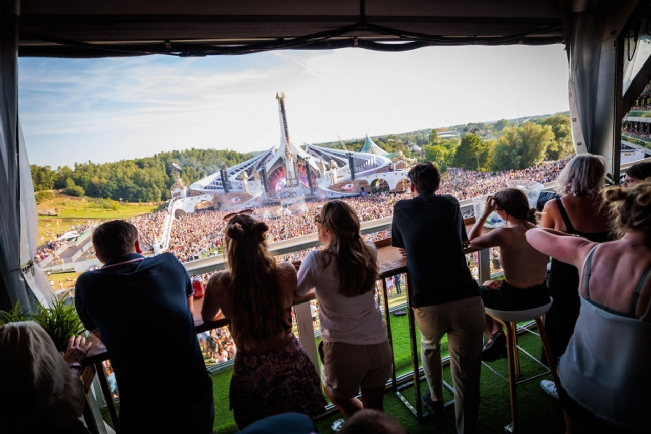 tomorrowland the lounge
